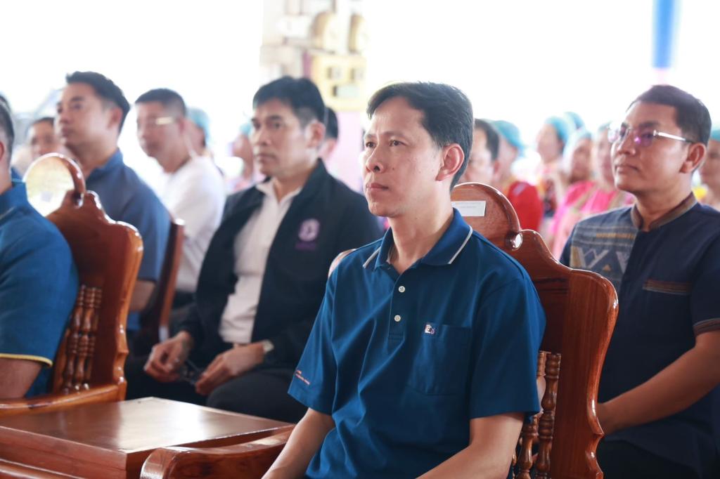 ”ปลัดณัฐพล“ ติดปีกชุมชน “ดีพร้อม” นครพนม ให้ทักษะแปรรูปผัก ผลไม้ สมุนไพรท้องถิ่น สร้างอาชีพ สร้างรายได้ สร้างเศรษฐกิจชุมชนตำบลรามราช ท่าอุเทน สู่การพัฒนาที่ยั่งยืนตามนโยบาย รมว.เอกนัฏ