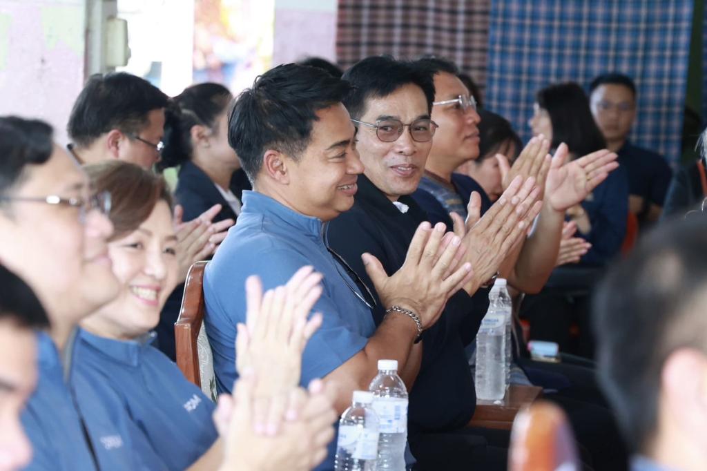 ”ปลัดณัฐพล“ ติดปีกชุมชน “ดีพร้อม” นครพนม ให้ทักษะแปรรูปผัก ผลไม้ สมุนไพรท้องถิ่น สร้างอาชีพ สร้างรายได้ สร้างเศรษฐกิจชุมชนตำบลรามราช ท่าอุเทน สู่การพัฒนาที่ยั่งยืนตามนโยบาย รมว.เอกนัฏ