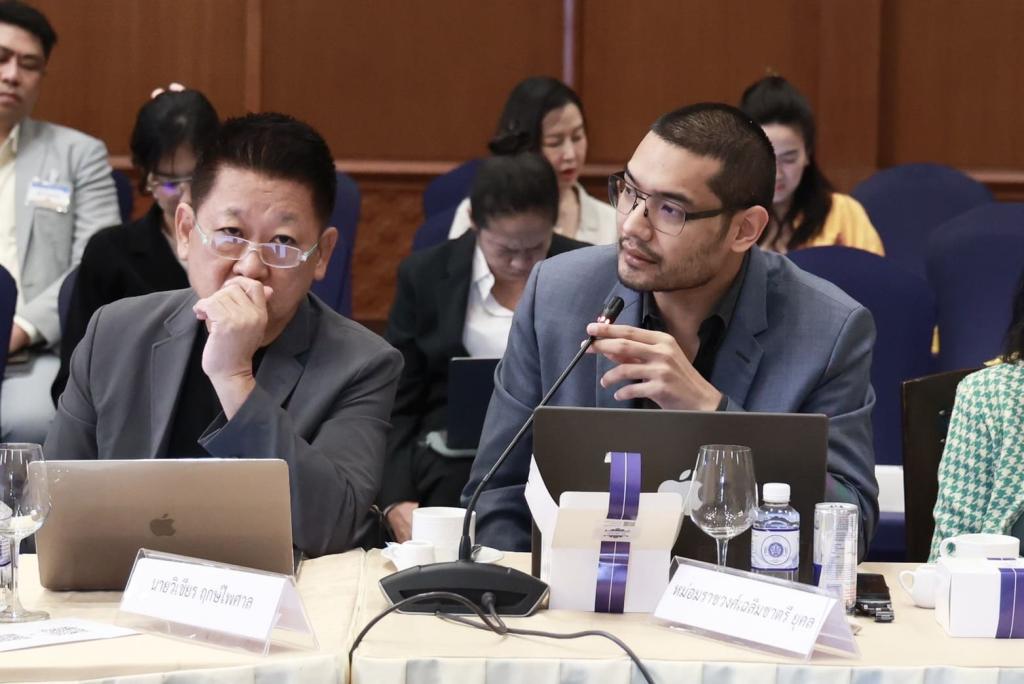“อธิบดีณัฏฐิญา” ร่วมโต๊ะประชุมคณะกรรมการฯ ซอฟต์พาวเวอร์แห่งชาติ พร้อมโชว์ผลสำเร็จการขับเคลื่อนซอฟต์พาวเวอร์อาหารและแฟชั่น เพื่อปฏิรูปอุตสาหกรรม ตามนโยบาย รมว.เอกนัฏ