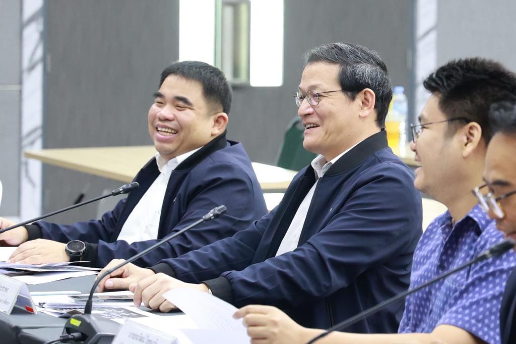 “ดีพร้อม” เปิดเวทีนำเสนอผลงานนักเขียนโครงการรุ่นใหม่ มุ่งเชื่อมยุทธศาสตร์ หัวใจขับเคลื่อนปฏิรูปอุตสาหกรรมอย่างมีประสิทธิภาพ สอดรับนโยบาย รมว. เอกนัฏ