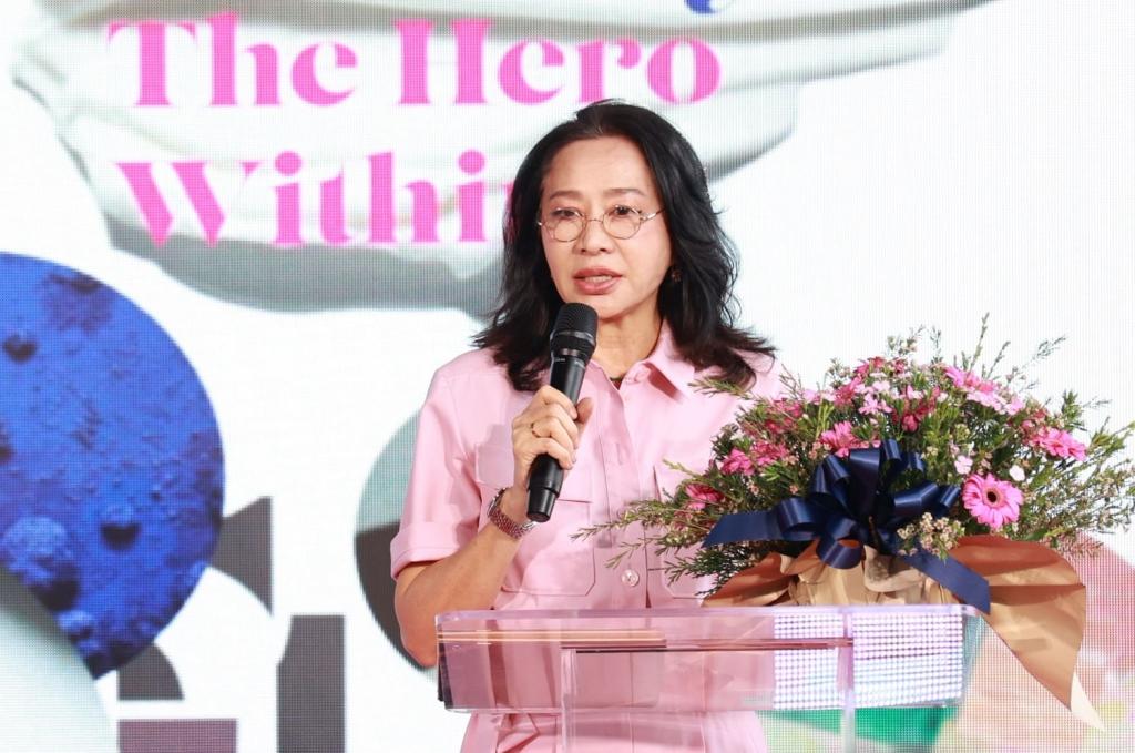 "ดีพร้อม" เดินหน้าปั้น Hero Brand อุตฯ เครื่องสำอางฯ หนุนพลัง Soft Power แฟชั่นไทย ยกระดับภูมิปัญญาสู่วัฒนธรรมสร้างสรรค์ตอบโจทย์ตลาดโลก คาดสร้างมูลค่ากว่า 62 ล้านบาท ตามนโยบาย "รมว.เอกนัฏ"
