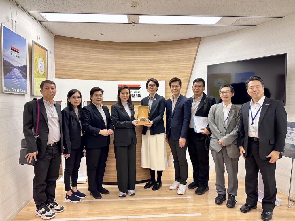“รมว.เอกนัฏ มอบ อธิบดีณัฏฐิญา“ นำทัพดีพร้อมบุก! SMRJ Kinki นครโอซากา ดันกลไก CEO Business Meeting  เชื่อมโยงเครือข่ายเพื่อผลักดันผู้ประกอบการไทยสู่ตลาดสากล