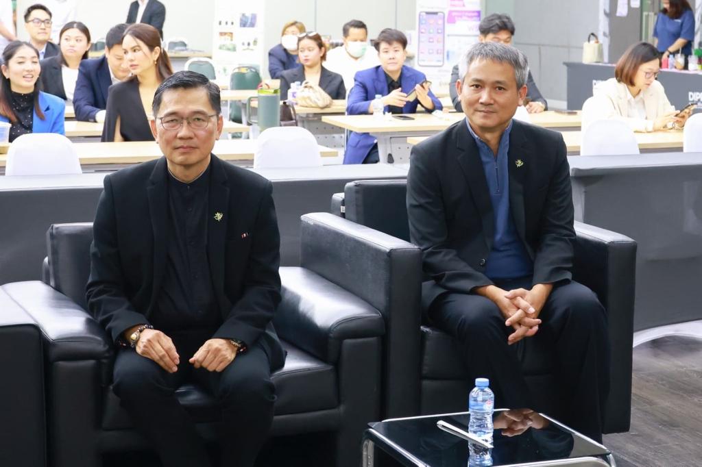 “ดีพร้อม” ปลุกพลังนักธุรกิจรุ่นใหม่ ติดอาวุธเติมทักษะ เดินหน้า “DIPROM Young SMEs Network ครั้งที่ 2” หวังยกระดับธุรกิจครอบครัวสู่อุตสาหกรรมไทยยุคใหม่ คาดเกิดมูลค่าทางธุรกิจกว่า 50 ล้านบาท