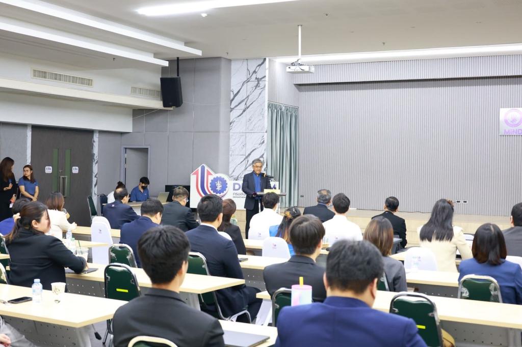 “ดีพร้อม” ปลุกพลังนักธุรกิจรุ่นใหม่ ติดอาวุธเติมทักษะ เดินหน้า “DIPROM Young SMEs Network ครั้งที่ 2” หวังยกระดับธุรกิจครอบครัวสู่อุตสาหกรรมไทยยุคใหม่ คาดเกิดมูลค่าทางธุรกิจกว่า 50 ล้านบาท