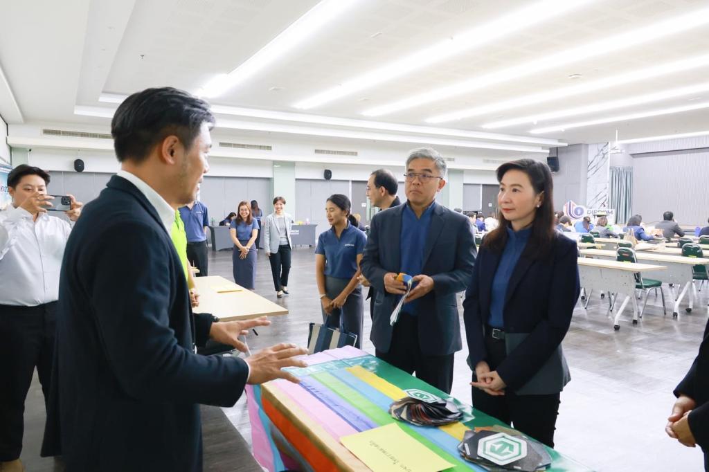 “ดีพร้อม” ปลุกพลังนักธุรกิจรุ่นใหม่ ติดอาวุธเติมทักษะ เดินหน้า “DIPROM Young SMEs Network ครั้งที่ 2” หวังยกระดับธุรกิจครอบครัวสู่อุตสาหกรรมไทยยุคใหม่ คาดเกิดมูลค่าทางธุรกิจกว่า 50 ล้านบาท