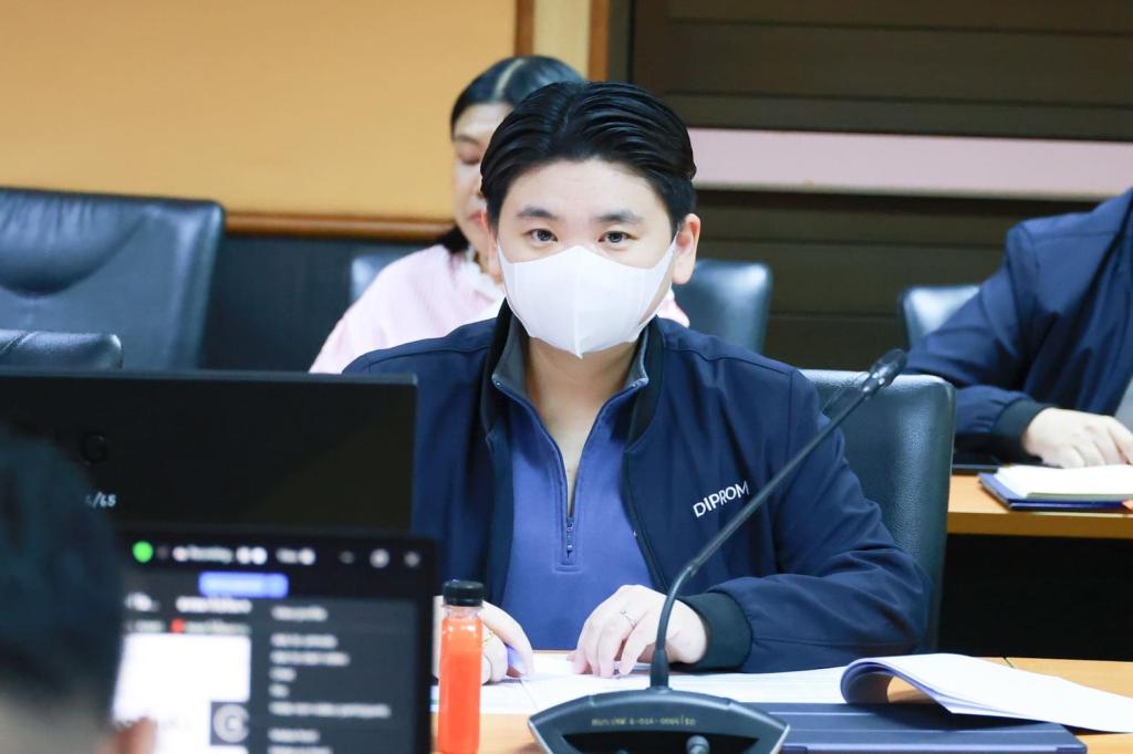 “รสอ.ดวงดาว” ระดมความเห็นคณะทำงานรางวัลอุตฯ ปี 68 เตรียมเฟ้นหา ผปก. SMEs การบริหารจัดการที่ดี รอบแรก ตามนโยบาย 4 มิติ ของปลัดณัฐพล
