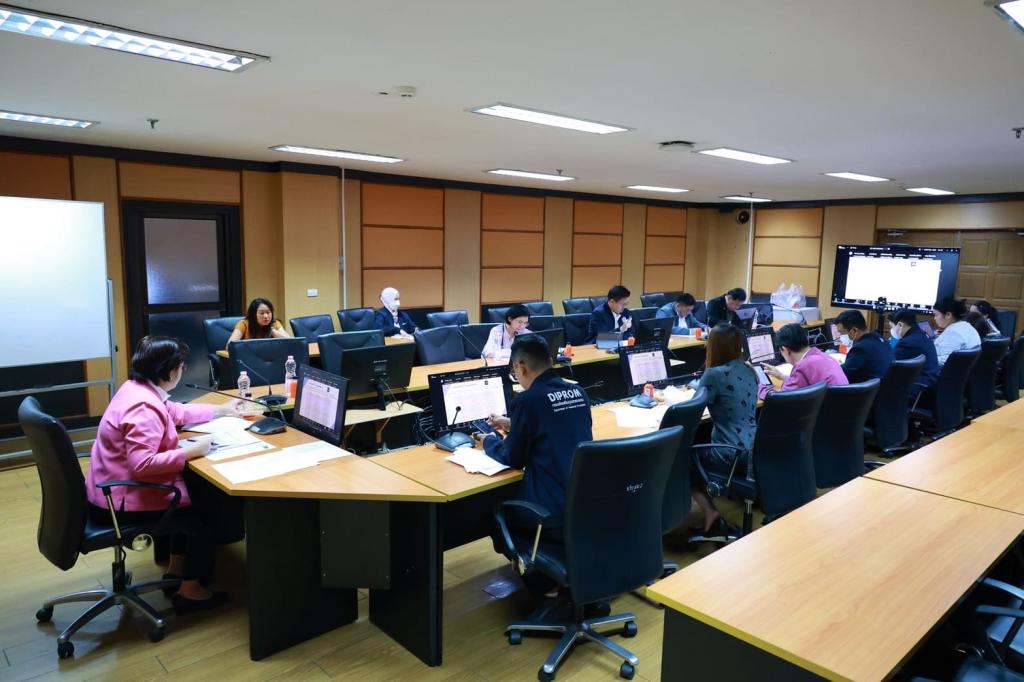 “รสอ.ดวงดาว” ระดมความเห็นคณะทำงานรางวัลอุตฯ ปี 68 เตรียมเฟ้นหา ผปก. SMEs การบริหารจัดการที่ดี รอบแรก ตามนโยบาย 4 มิติ ของปลัดณัฐพล