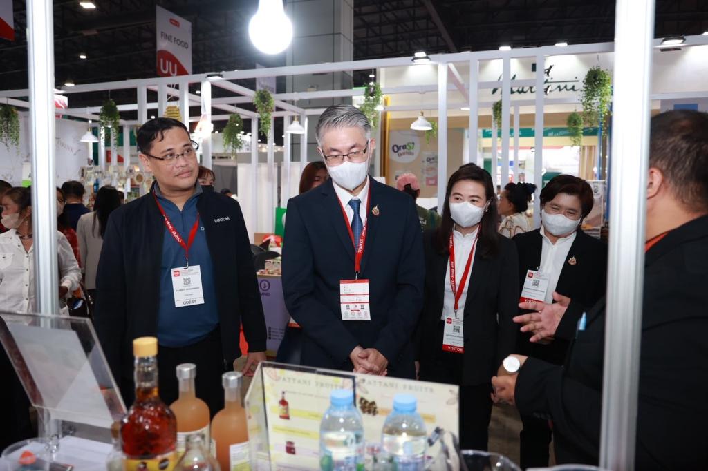 “ปลัดณัฐพล” นำทีม อุตฯ เยี่ยมชมครัว "ดีพร้อม" ในงาน THAIFEX – ANUGA ASIA 2025 ภายใต้แนวคิด The Great Ingredients เปิดประสบการณ์ ให้โอกาส เสริมแกร่งธุรกิจ ขยายตลาด เชื่อมต่อคู่ค้าคุณภาพระดับโลก ตามนโยบาย รมว.เอกนัฏ