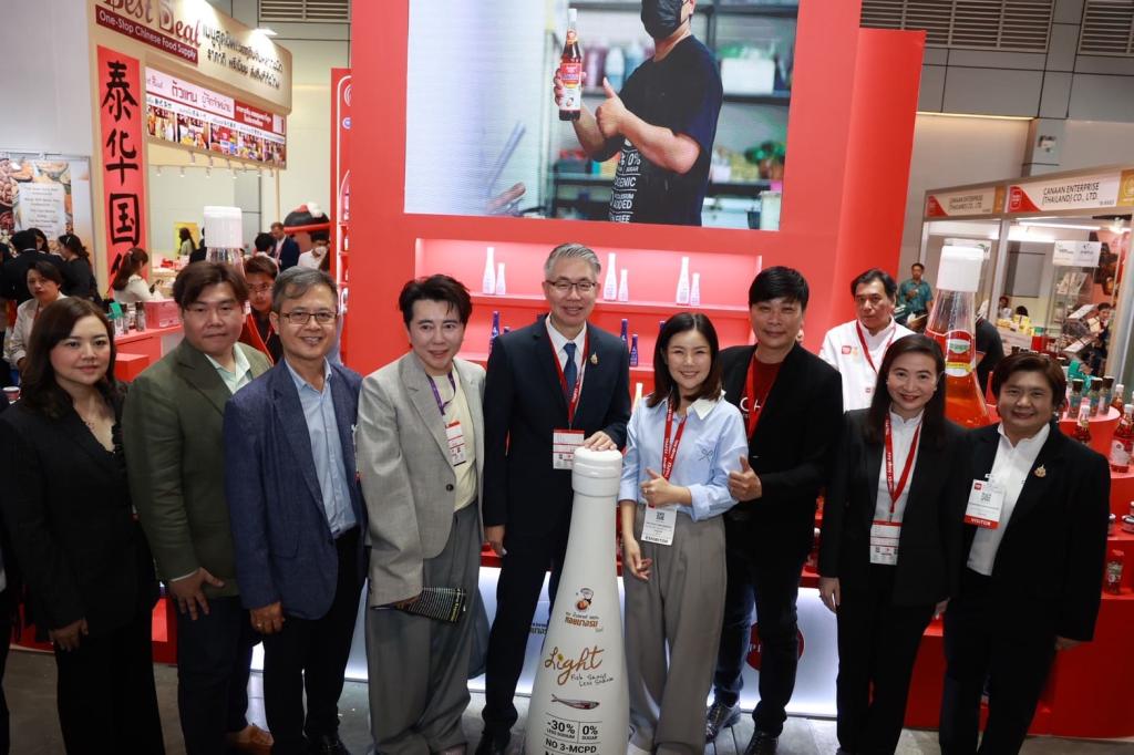 “ปลัดณัฐพล” นำทีม อุตฯ เยี่ยมชมครัว "ดีพร้อม" ในงาน THAIFEX – ANUGA ASIA 2025 ภายใต้แนวคิด The Great Ingredients เปิดประสบการณ์ ให้โอกาส เสริมแกร่งธุรกิจ ขยายตลาด เชื่อมต่อคู่ค้าคุณภาพระดับโลก ตามนโยบาย รมว.เอกนัฏ