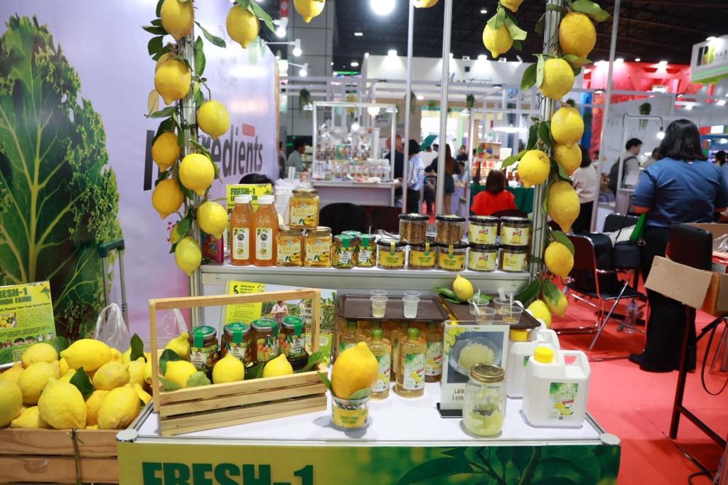“ปลัดณัฐพล” นำทีม อุตฯ เยี่ยมชมครัว "ดีพร้อม" ในงาน THAIFEX – ANUGA ASIA 2025 ภายใต้แนวคิด The Great Ingredients เปิดประสบการณ์ ให้โอกาส เสริมแกร่งธุรกิจ ขยายตลาด เชื่อมต่อคู่ค้าคุณภาพระดับโลก ตามนโยบาย รมว.เอกนัฏ