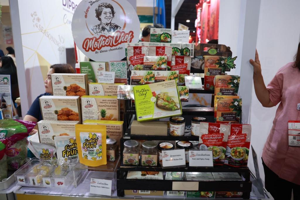 “ปลัดณัฐพล” นำทีม อุตฯ เยี่ยมชมครัว "ดีพร้อม" ในงาน THAIFEX – ANUGA ASIA 2025 ภายใต้แนวคิด The Great Ingredients เปิดประสบการณ์ ให้โอกาส เสริมแกร่งธุรกิจ ขยายตลาด เชื่อมต่อคู่ค้าคุณภาพระดับโลก ตามนโยบาย รมว.เอกนัฏ