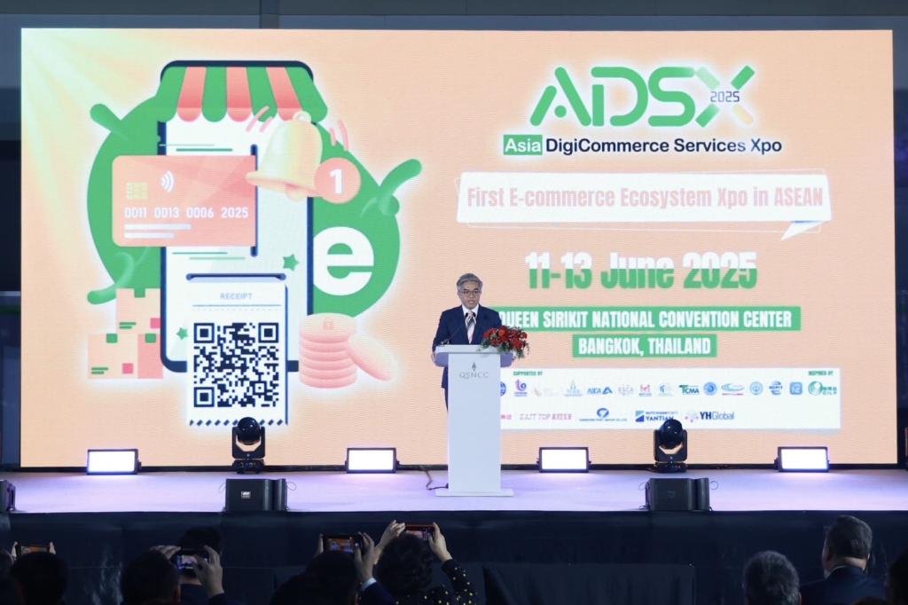 “ดีพร้อม“ หนุนนวัตกรรมและเทคโนโลยีอีคอมเมิร์ซ ร่วมงาน ADSX 2025 หวังยกระดับระบบนิเวศทางธุรกิจให้ผู้ประกอบการไทยก้าวสู่เศรษฐกิจดิจิทัล สอดรับนโยบาย รมว.เอกนัฏ