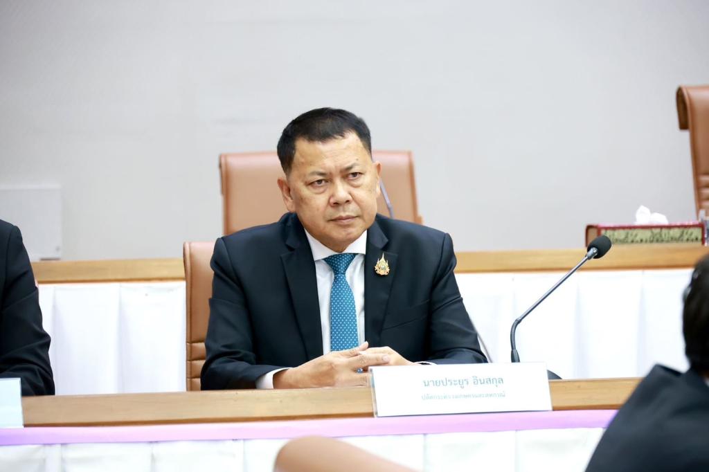 “ปลัดณัฐพล” นำทีม พร้อมด้วย “อธิบดีณัฏฐิญา” ร่วมหารือแนวทางส่งเสริมอุตสาหกรรมสมุนไพร สืบทอดภูมิปัญญาวัฒนธรรมไทยที่ทรงคุณค่า
