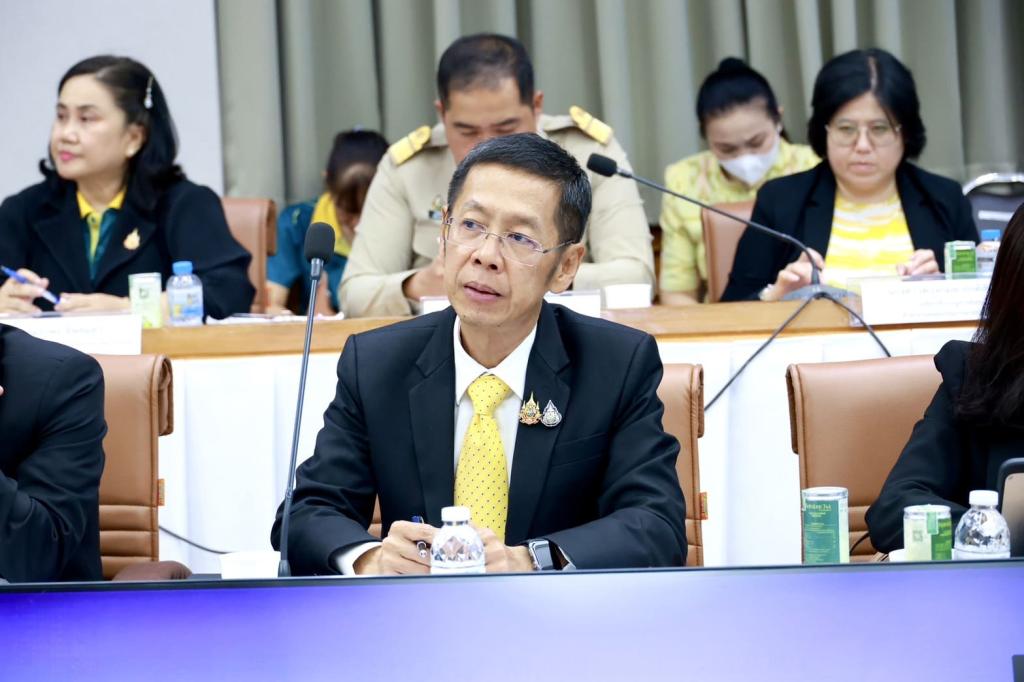 “ปลัดณัฐพล” นำทีม พร้อมด้วย “อธิบดีณัฏฐิญา” ร่วมหารือแนวทางส่งเสริมอุตสาหกรรมสมุนไพร สืบทอดภูมิปัญญาวัฒนธรรมไทยที่ทรงคุณค่า