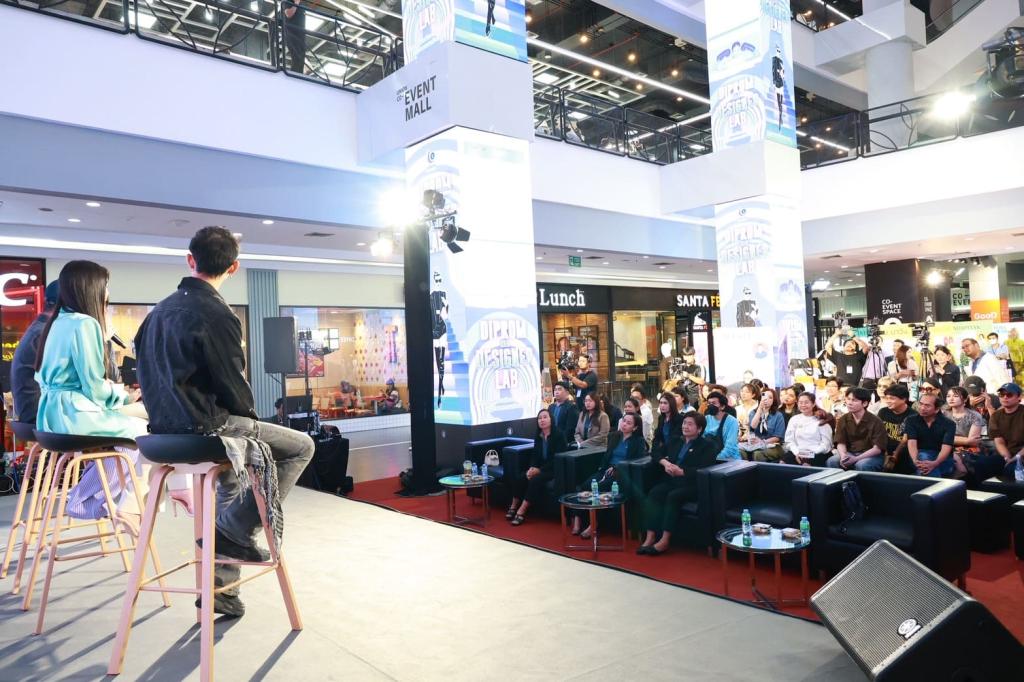 “ดีพร้อม” ดันซอฟต์พาวเวอร์แฟชั่นไทย คัด 3 แบรนด์ชนะเลิศ ชูศักยภาพนักออกแบบไทย โชว์ผลงานสู่ระดับสากล ตามนโยบาย รมว.เอกนัฏ
