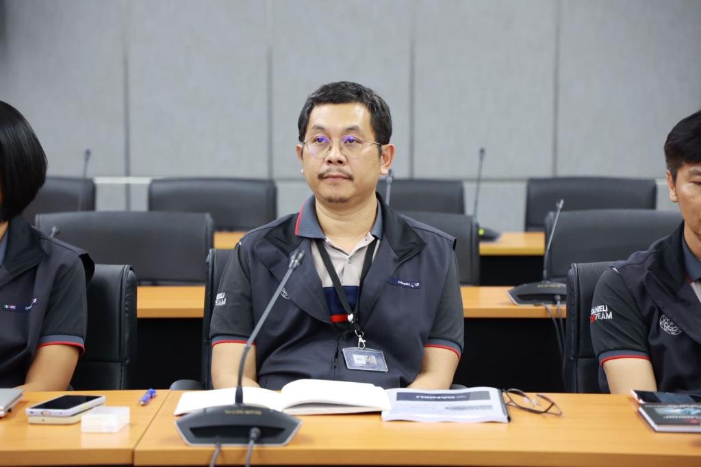ปลัดณัฐพล ดันดีพร้อมเร่งเครื่องคัดเลือก "รางวัลอุตสาหกรรมยอดเยี่ยม 2568" ดันสถานประกอบการไทยสู่ MIND Ambassador มุ่งยกระดับขีดความสามารถ กระตุ้นเศรษฐกิจ สร้างความมั่นคง มั่งคั่ง ยั่งยืนให้ประเทศ ตามนโยบาย รมว.เอกนัฏ