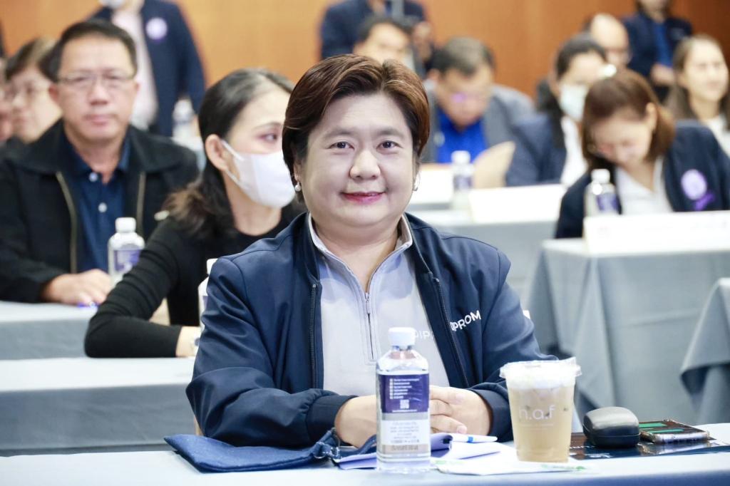 “อธิบดีณัฏฐิญา” ติวเข้มเจ้าหน้าที่ เตรียมพร้อม “อุตสาหกรรมจังหวัด” เพื่อร่วมขับเคลื่อนกระทรวงอุตฯ ผลักดันธุรกิจไทยให้มีการผลิตที่ดี และเซฟ SME ตามนโยบาย รวอ.เอกนัฏ