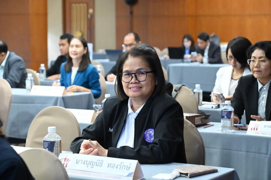 “อธิบดีณัฏฐิญา” ร่วมแสดงความยินดีแก่ผู้เข้าร่วมการฝึกอบรมฯ เตรียมความพร้อมเป็นอุตสาหกรรมจังหวัด รุ่นที่ 1