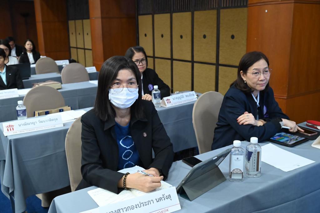 “อธิบดีณัฏฐิญา” ร่วมแสดงความยินดีแก่ผู้เข้าร่วมการฝึกอบรมฯ เตรียมความพร้อมเป็นอุตสาหกรรมจังหวัด รุ่นที่ 1