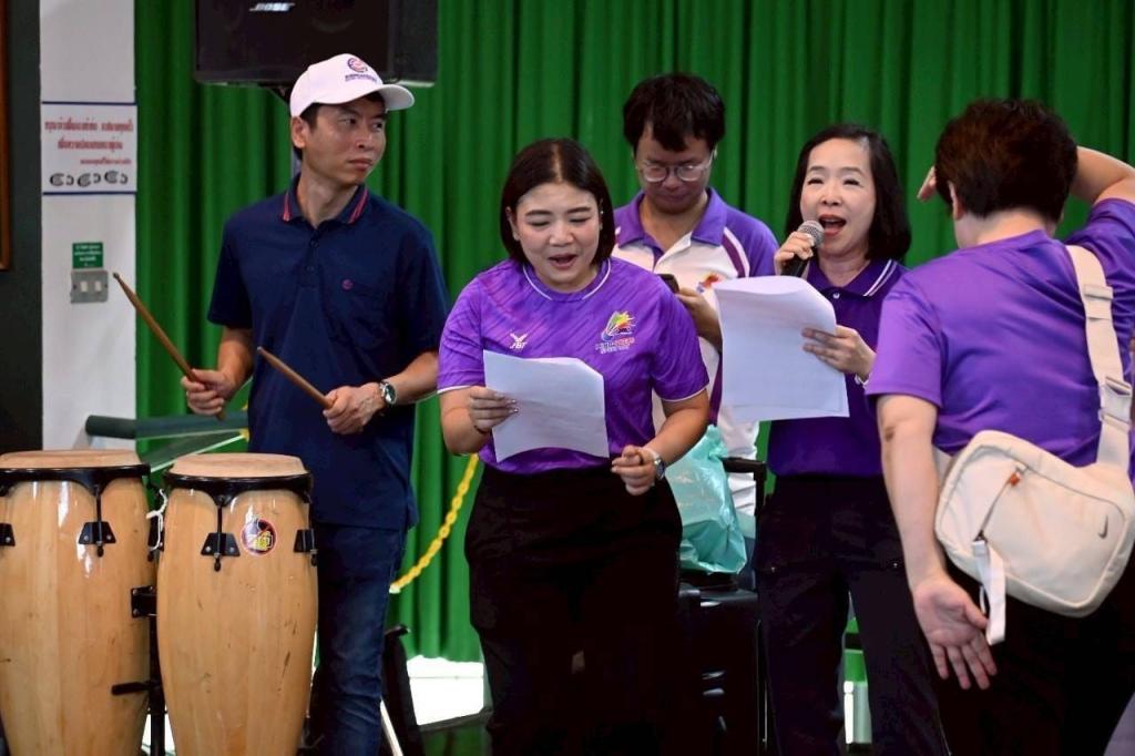 รัฐมนตรีฯ เอกนัฏ เปิดกิจกรรมกีฬาสัมพันธ์ MIND - PRESS SPORT DAY ระหว่างกระทรวงอุตสาหกรรมกับผู้สื่อข่าวสายเศรษฐกิจอุตสาหกรรม