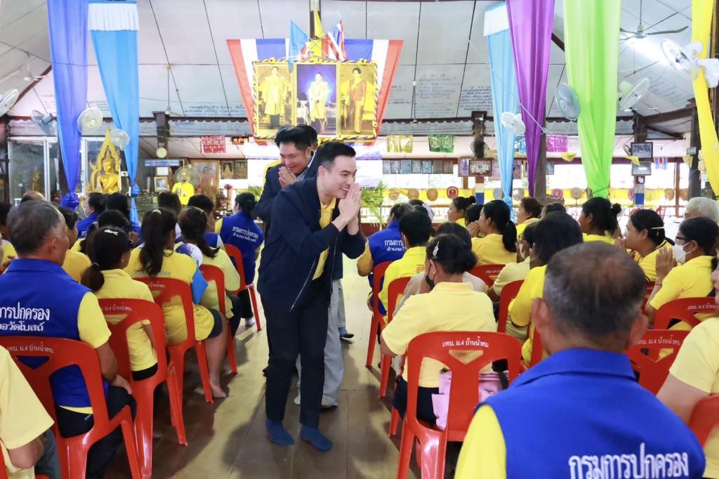 “เอกนัฏ” นำทีม ลงพื้นที่ ชื่นชม “ดีพร้อม” โชว์ผลสำเร็จยกระดับ ดึงวัตถุดิบพื้นถิ่น "ตาลโตนด" ปั้นสินค้าชุมชนต่อยอดสู่ผลิตภัณฑ์สร้างรายได้ชุมชนวัดโบสถ์