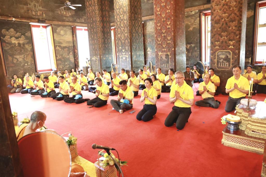 กระทรวงอุตสาหกรรมจัดกิจกรรมจิตอาสา “ปรับปรุงคุณภาพน้ำในคลองรอบวัดบวรนิเวศวิหาร” ระยะที่ 2 น้อมถวายพระราชกุศลเฉลิมพระเกียรติ ร.10