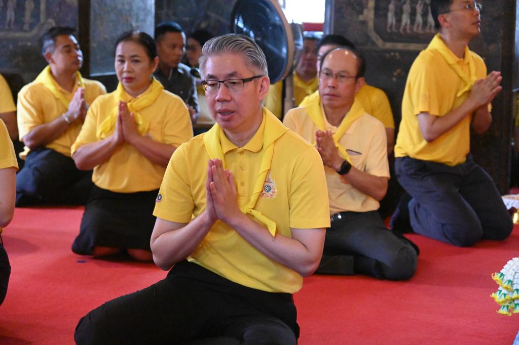 กระทรวงอุตสาหกรรมจัดกิจกรรมจิตอาสา “ปรับปรุงคุณภาพน้ำในคลองรอบวัดบวรนิเวศวิหาร” ระยะที่ 2 น้อมถวายพระราชกุศลเฉลิมพระเกียรติ ร.10