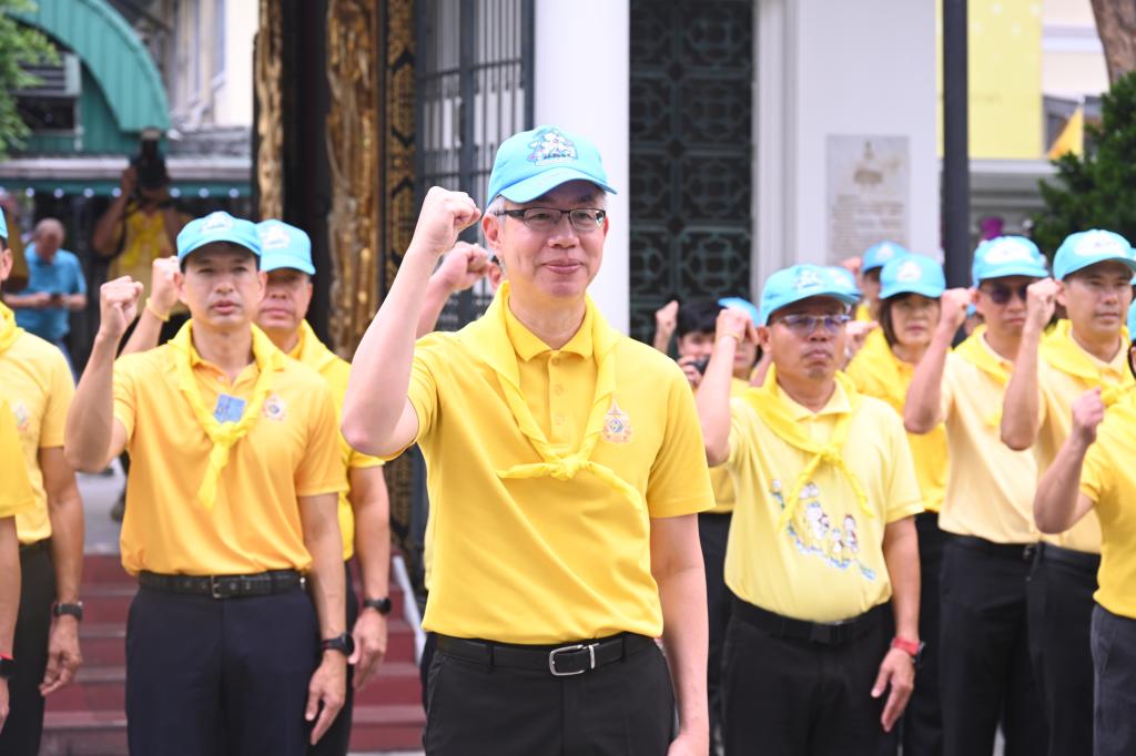 กระทรวงอุตสาหกรรมจัดกิจกรรมจิตอาสา “ปรับปรุงคุณภาพน้ำในคลองรอบวัดบวรนิเวศวิหาร” ระยะที่ 2 น้อมถวายพระราชกุศลเฉลิมพระเกียรติ ร.10