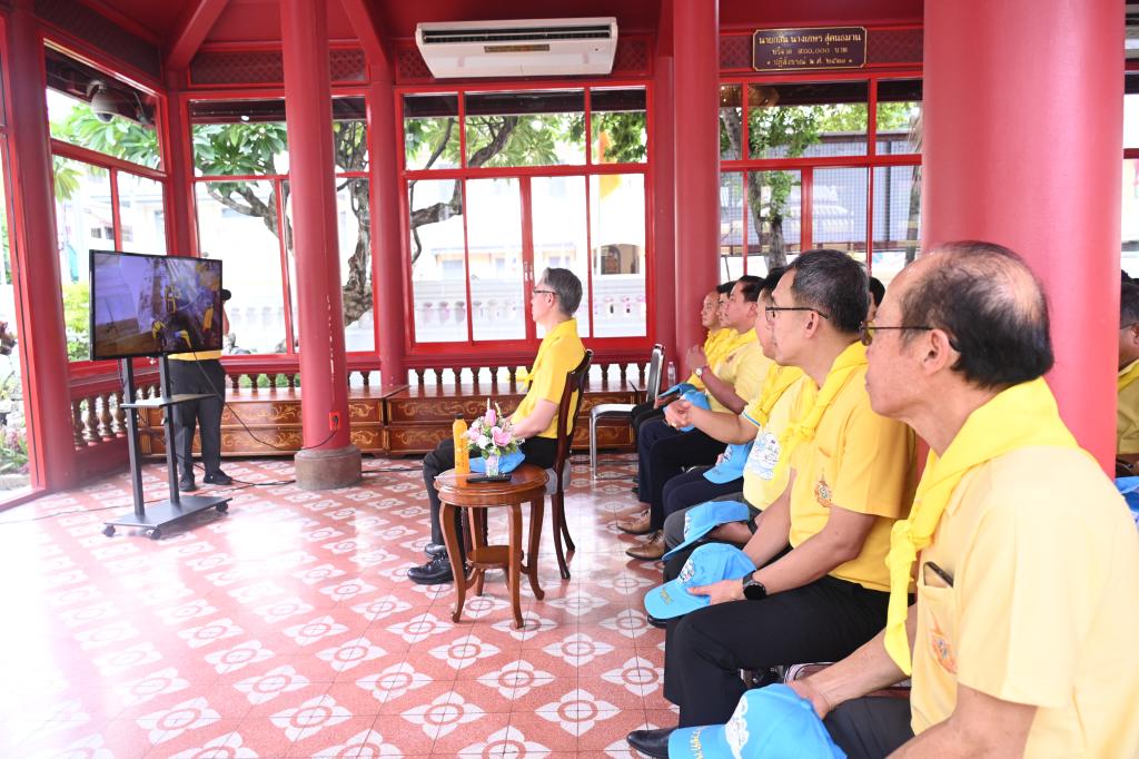 กระทรวงอุตสาหกรรมจัดกิจกรรมจิตอาสา “ปรับปรุงคุณภาพน้ำในคลองรอบวัดบวรนิเวศวิหาร” ระยะที่ 2 น้อมถวายพระราชกุศลเฉลิมพระเกียรติ ร.10