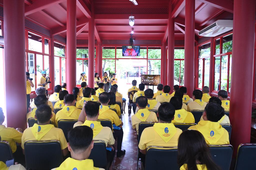 กระทรวงอุตสาหกรรมจัดกิจกรรมจิตอาสา “ปรับปรุงคุณภาพน้ำในคลองรอบวัดบวรนิเวศวิหาร” ระยะที่ 2 น้อมถวายพระราชกุศลเฉลิมพระเกียรติ ร.10