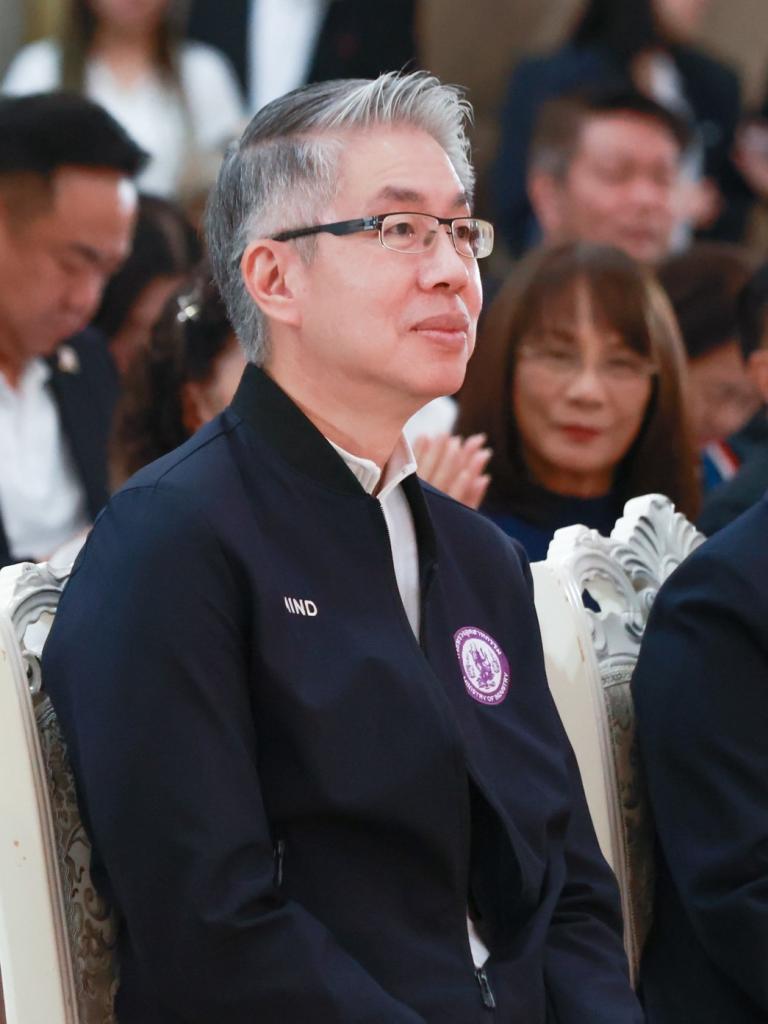 “รมว.เอกนัฏ” ร่วมแสดงความยินดีกับ “ดีพร้อม” ปิดจ๊อบ คพอ. ภาคใต้ ปี 68 เสริมแกร่ง สร้างเครือข่าย เปิดโอกาสทางการตลาดให้ผู้ประกอบการไทย