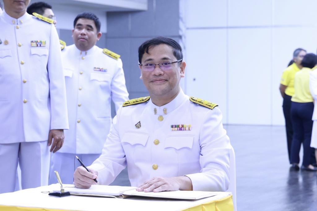 “อธิบดีณัฏฐิญา” นำทีมผู้บริหารและข้าราชการดีพร้อม ถวายสัตย์ปฏิญาณเพื่อเป็นข้าราชการที่ดีและพลังของแผ่นดิน เนื่องในวันเฉลิมพระชนมพรรษาพระบาทสมเด็จพระเจ้าอยู่หัว