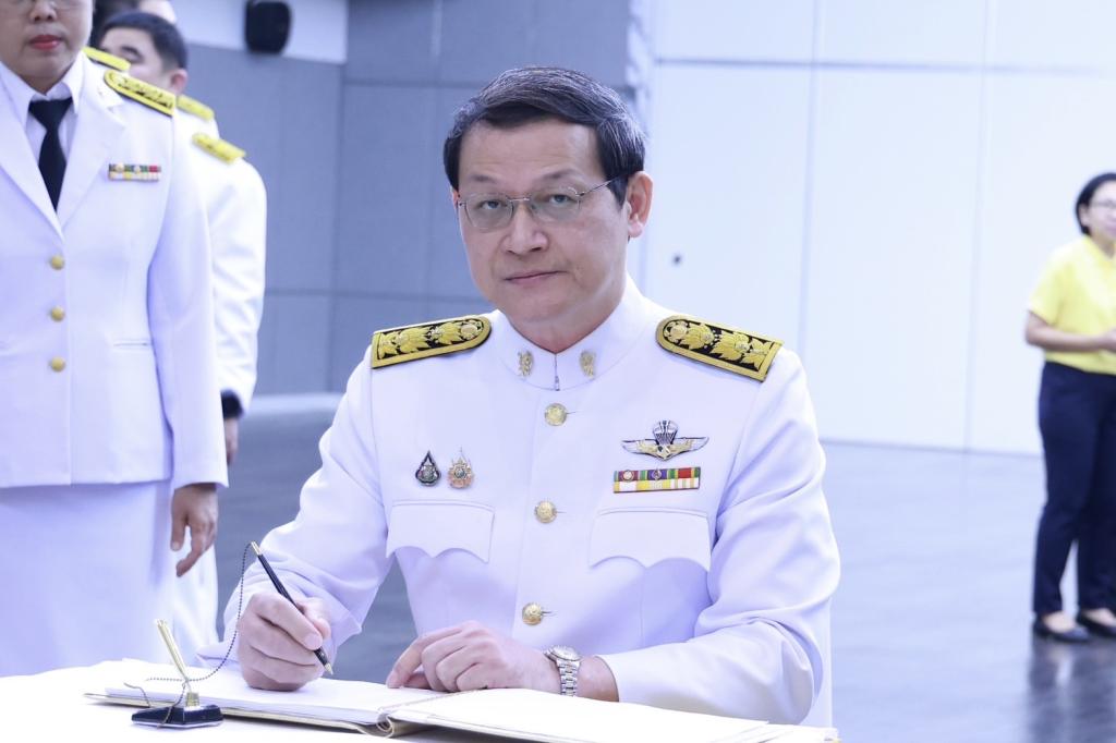 “อธิบดีณัฏฐิญา” นำทีมผู้บริหารและข้าราชการดีพร้อม ถวายสัตย์ปฏิญาณเพื่อเป็นข้าราชการที่ดีและพลังของแผ่นดิน เนื่องในวันเฉลิมพระชนมพรรษาพระบาทสมเด็จพระเจ้าอยู่หัว