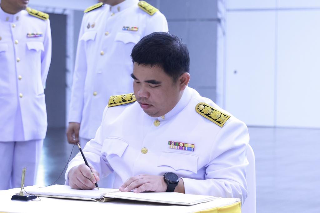 “อธิบดีณัฏฐิญา” นำทีมผู้บริหารและข้าราชการดีพร้อม ถวายสัตย์ปฏิญาณเพื่อเป็นข้าราชการที่ดีและพลังของแผ่นดิน เนื่องในวันเฉลิมพระชนมพรรษาพระบาทสมเด็จพระเจ้าอยู่หัว