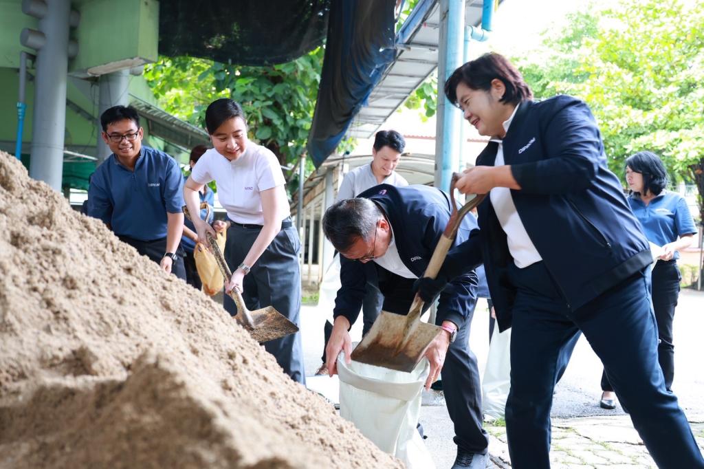 “อธิบดีณัฏฐิญา” ลงพื้นที่เชียงใหม่ ตรวจเยี่ยม DIPROM Center 1 เตรียมรับมือสถานการณ์น้ำท่วม เรียนเชิญ “ปลัดณัฐพล” วางแผนช่วยเหลือ ผปก. ในพื้นที่อุทกภัย พร้อม “ผู้ว่าเชียงใหม่” และหน่วยงาน อก. ในพื้นที่ร่วมฟื้นฟู เยียวยาให้ฟื้นตัวได้โดยเร็ว