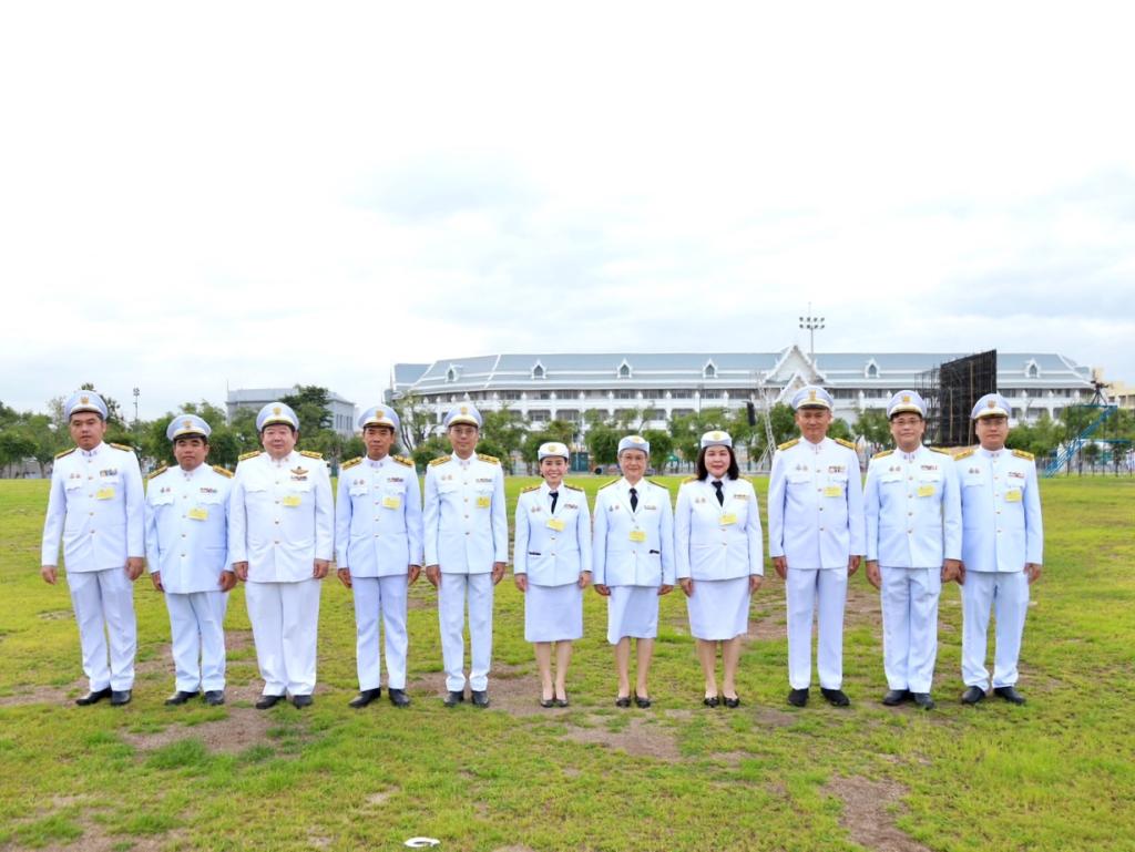 รัฐมนตรีฯ เอกนัฏ นำคณะผู้บริหาร ก.อุตฯ ร่วมพิธีถวายสัตย์ปฏิญาณเพื่อเป็นข้าราชการที่ดีและพลังของแผ่นดิน