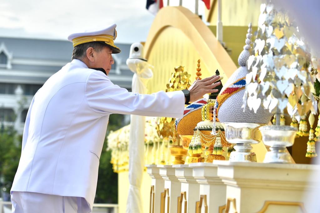 รัฐมนตรีฯ เอกนัฏ นำคณะผู้บริหาร ก.อุตฯ ร่วมพิธีถวายสัตย์ปฏิญาณเพื่อเป็นข้าราชการที่ดีและพลังของแผ่นดิน