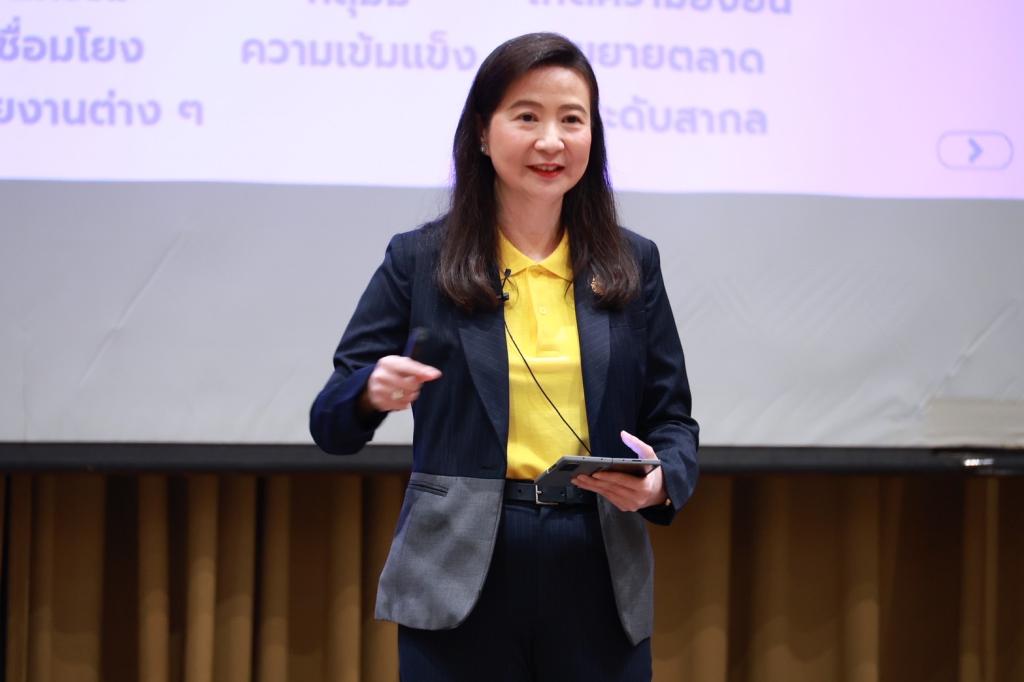 “ปลัดณัฐพล” สั่งการ ดีพร้อม เร่งติดอาวุธบุคลากร พร้อมสร้างเครือข่ายและเชื่อมโยงบริการ ร่วมเดินหน้าขับเคลื่อนภาคอุตสาหกรรม ตามนโยบาย รมว.เอกนัฏ