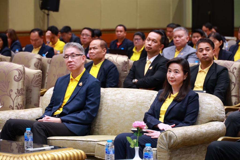 “ปลัดณัฐพล” สั่งการ ดีพร้อม เร่งติดอาวุธบุคลากร พร้อมสร้างเครือข่ายและเชื่อมโยงบริการ ร่วมเดินหน้าขับเคลื่อนภาคอุตสาหกรรม ตามนโยบาย รมว.เอกนัฏ