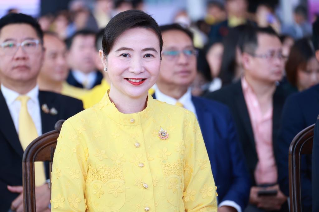 "อุตสาหกรรมแฟร์ 2568” กระทรวงอุตสาหกรรม ผนึกกำลัง กระทรวงคมนาคม เปิดพื้นที่สถานีกลางกรุงเทพอภิวัฒน์ จัดเต็มสินค้าอุปโภค-บริโภค คุณภาพดี ราคาประหยัด ลดค่าครองชีพ คาดเม็ดเงินสะพัดกว่า 300 ล้านบาท