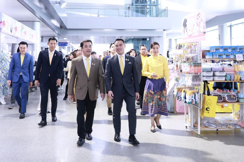 "อุตสาหกรรมแฟร์ 2568” กระทรวงอุตสาหกรรม ผนึกกำลัง กระทรวงคมนาคม เปิดพื้นที่สถานีกลางกรุงเทพอภิวัฒน์ จัดเต็มสินค้าอุปโภค-บริโภค คุณภาพดี ราคาประหยัด ลดค่าครองชีพ คาดเม็ดเงินสะพัดกว่า 300 ล้านบาท