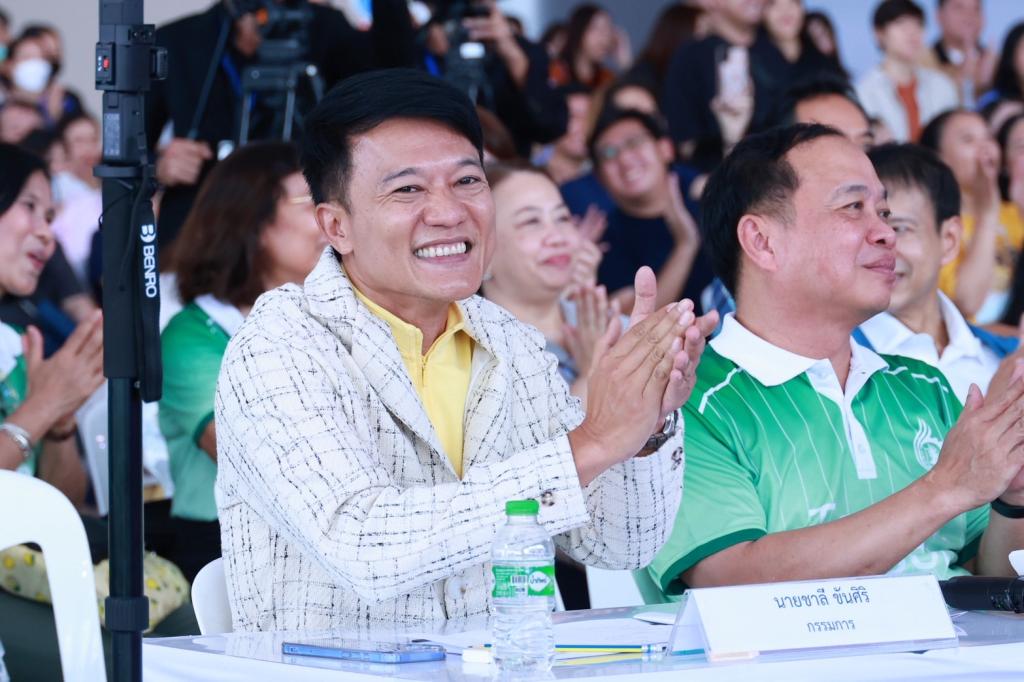 “Voice of MIND” กระหึ่มเวทีกลาง กรุงเทพอภิวัฒน์ สร้าง “Influ” รอบชิง 12 คนสุดท้าย ปั่นกระแส Soft Power กระตุ้นการจำหน่ายสินค้า เม็ดเงินสะพัด เสริมแรงช่วยภัยพิบัติ อุทกภัยและชายแดน