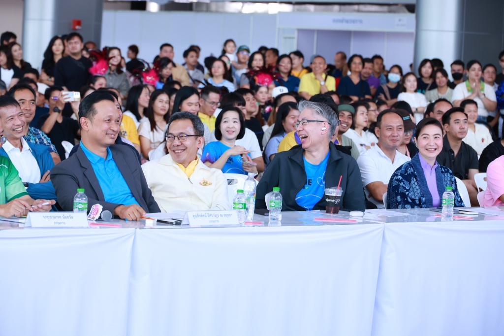 “Voice of MIND” กระหึ่มเวทีกลาง กรุงเทพอภิวัฒน์ สร้าง “Influ” รอบชิง 12 คนสุดท้าย ปั่นกระแส Soft Power กระตุ้นการจำหน่ายสินค้า เม็ดเงินสะพัด เสริมแรงช่วยภัยพิบัติ อุทกภัยและชายแดน