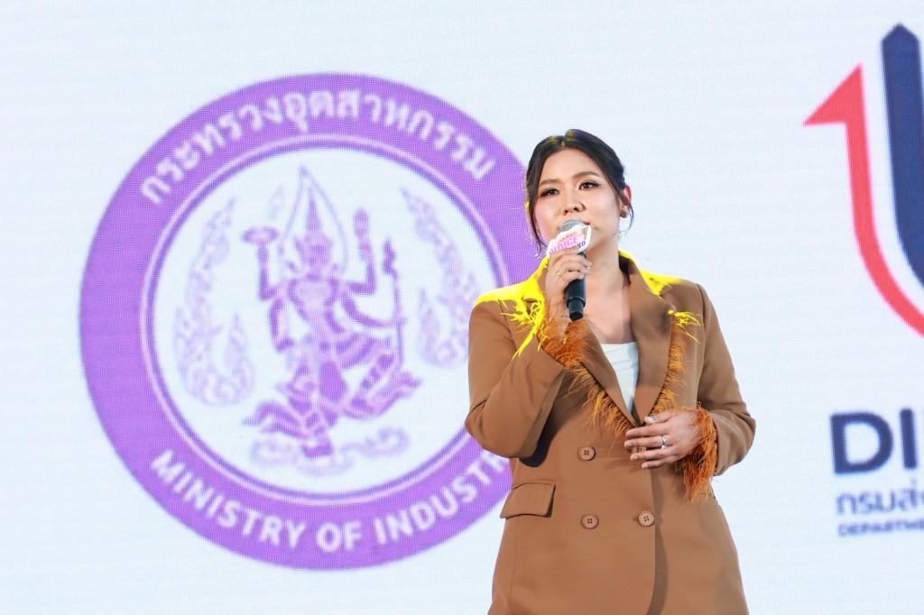 “Voice of MIND” กระหึ่มเวทีกลาง กรุงเทพอภิวัฒน์ สร้าง “Influ” รอบชิง 12 คนสุดท้าย ปั่นกระแส Soft Power กระตุ้นการจำหน่ายสินค้า เม็ดเงินสะพัด เสริมแรงช่วยภัยพิบัติ อุทกภัยและชายแดน