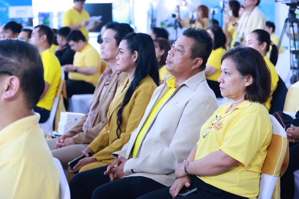“ดีพร้อม” ปลุกพลังเกษตรอุตสาหกรรมไทย โชว์ผลงานพร้อมมอบรางวัลนวัตกรรมอัจฉริยะ