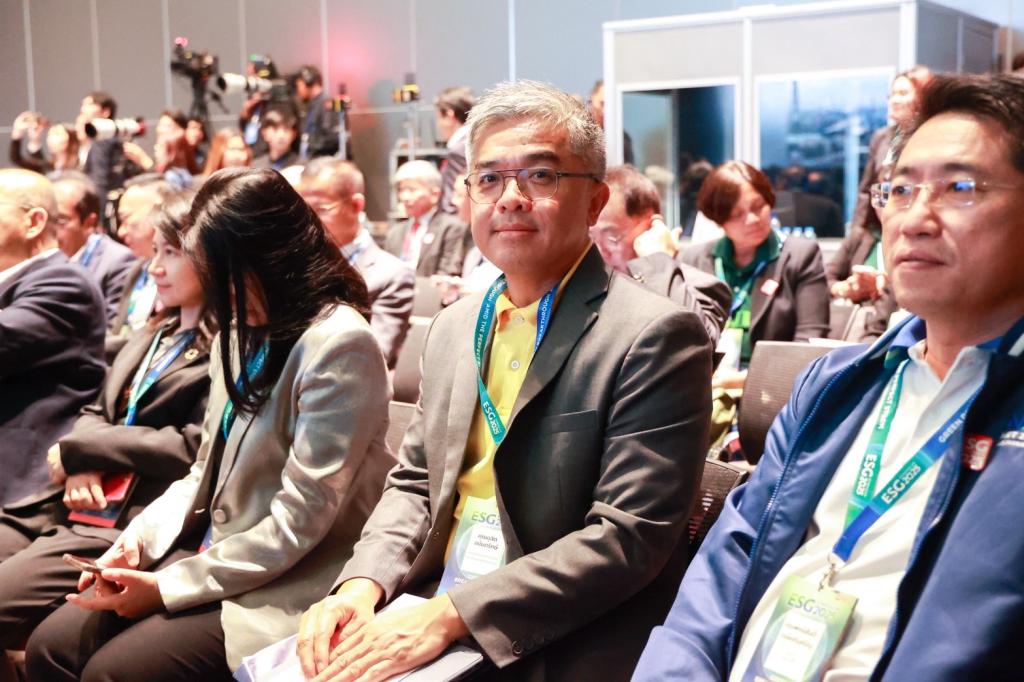 “รองอธิบดีดุสิต” ร่วมแลกเปลี่ยนมุมมองและเสวนาเชิงลึก ในงานระดับประเทศ ESG Symposium 2025 ผลักดัน SMEs ไทย เติบโต ก้าวไกลอย่างยั่งยืน ตามนโยบาย รมว.เอกนัฏ