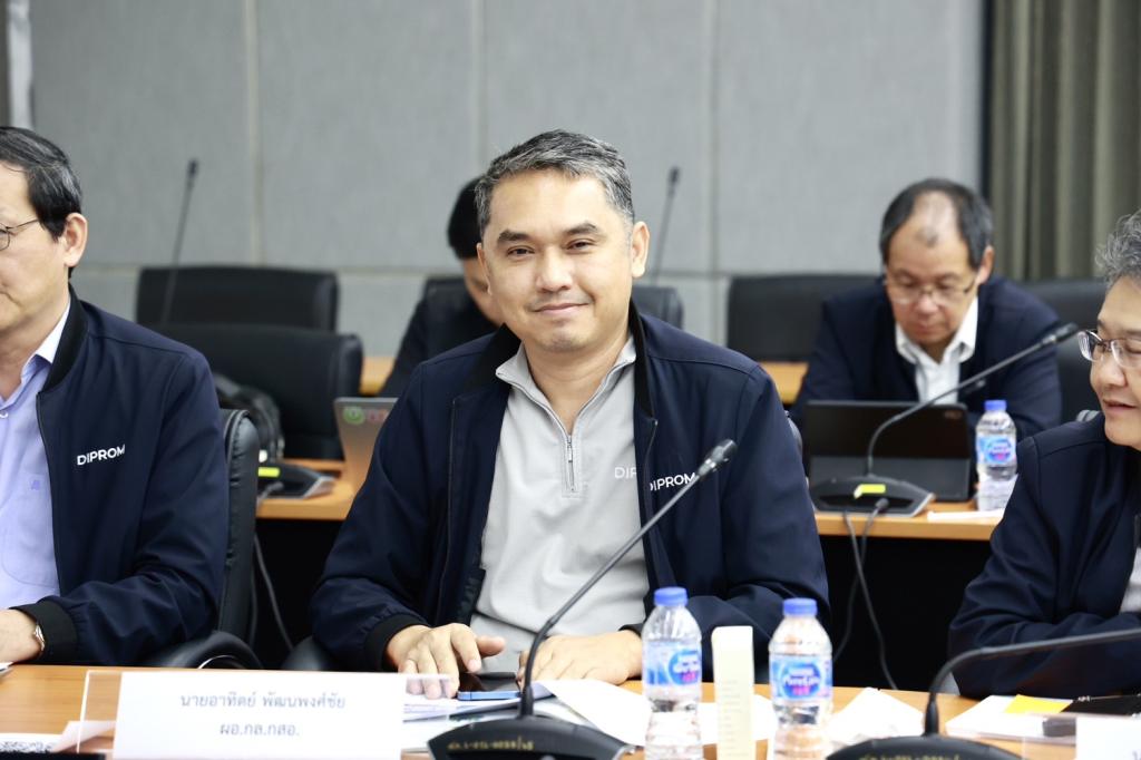 “อธิบดีณัฏฐิญา” เปิดห้องแถลงผลการดำเนินงาน “ดีพร้อมคอมมูนิตี้” ในการตรวจประเมินการปฏิบัติราชการ สรุปผลปี 68 ขานรับ 4 มิติ MIND พร้อมดันโยบาย DIPROM FLEXI รับมือความท้าทายปี 69
