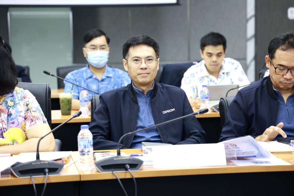 “อธิบดีณัฏฐิญา” เปิดห้องแถลงผลการดำเนินงาน “ดีพร้อมคอมมูนิตี้” ในการตรวจประเมินการปฏิบัติราชการ สรุปผลปี 68 ขานรับ 4 มิติ MIND พร้อมดันโยบาย DIPROM FLEXI รับมือความท้าทายปี 69