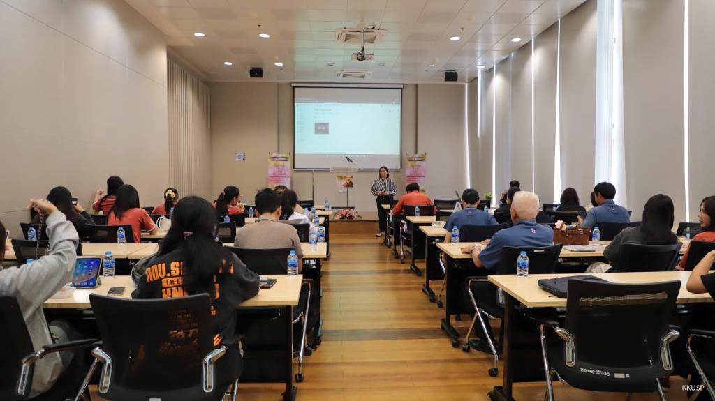 "ดีพร้อม" บุกเมืองขามแก่น เปิดห้องปฐมนิเทศ หลักสูตร Master Thai Chef Program ภาคอีสานตอนบน เตรียมพร้อม สร้างเชฟอาหารไทยสู่เชฟมืออาชีพ ตามนโยบาย รมว.เอกนัฏ