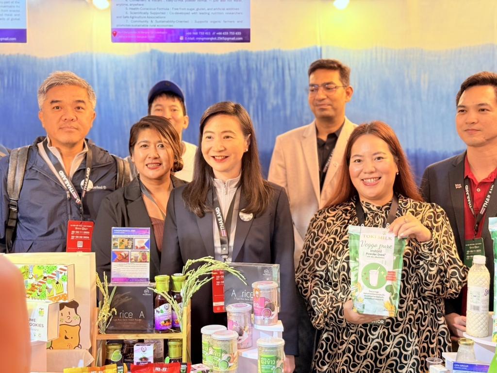 “อธิบดีดีพร้อม” สานภารกิจต่อเนื่อง นำทัพ ผู้ประกอบการไทย บุกตลาดเวียดนามในงาน Vietfood & Beverage 2025 หวังพัฒนาศักยภาพธุรกิจไทยสู่เวทีสากล ตามนโยบาย รมว.เอกนัฏ
